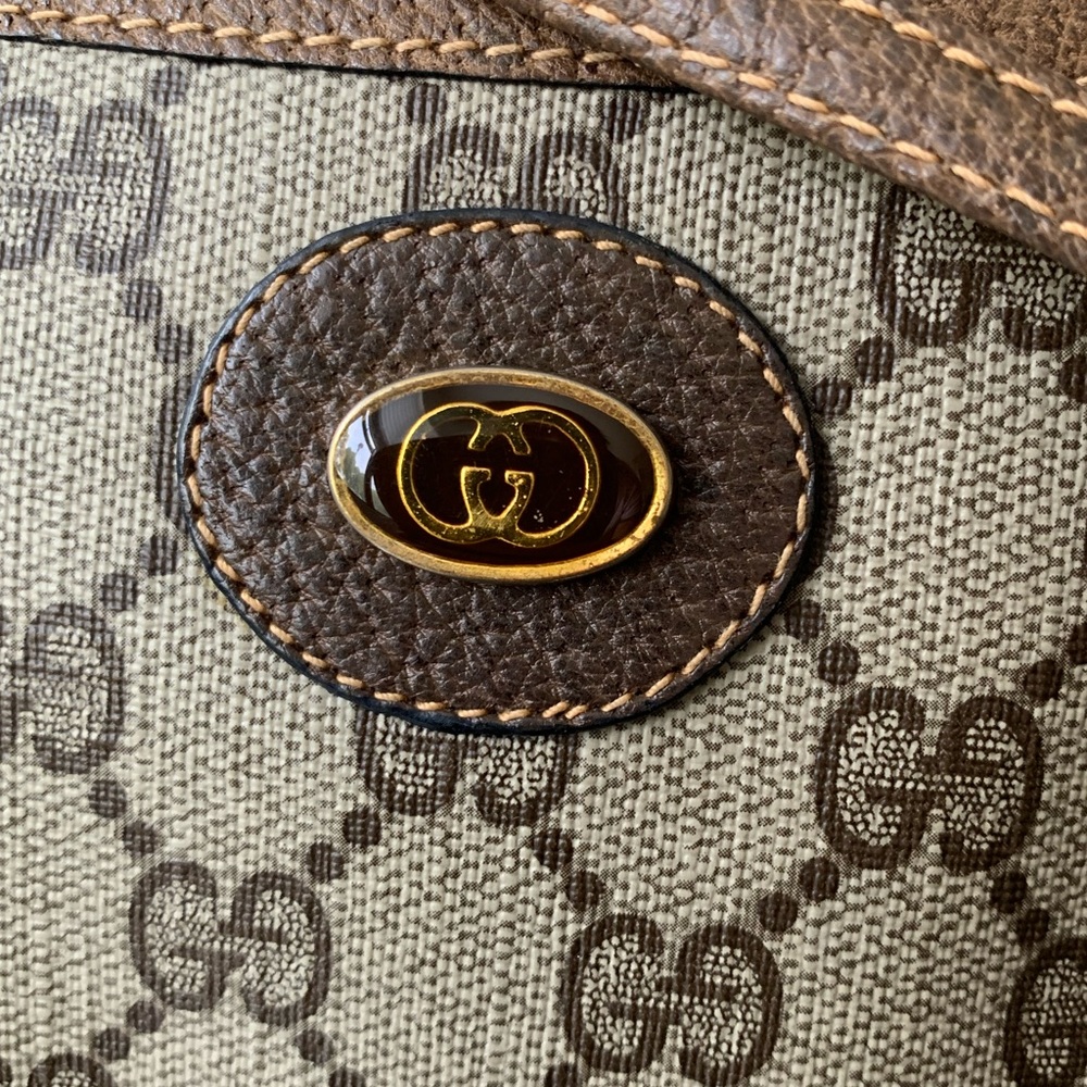 (29) GUCCI 80s small crossbody - Picture 4 of 10